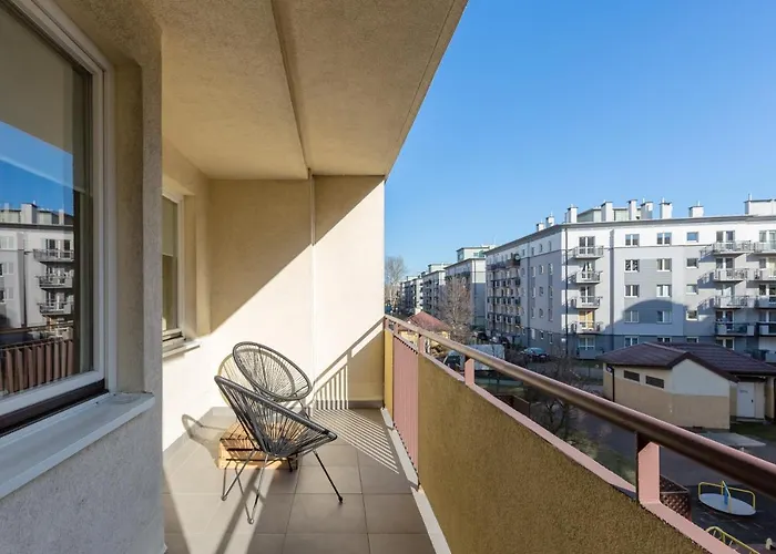 Mokotow Apartment Bluszczanska By Noclegi Renters