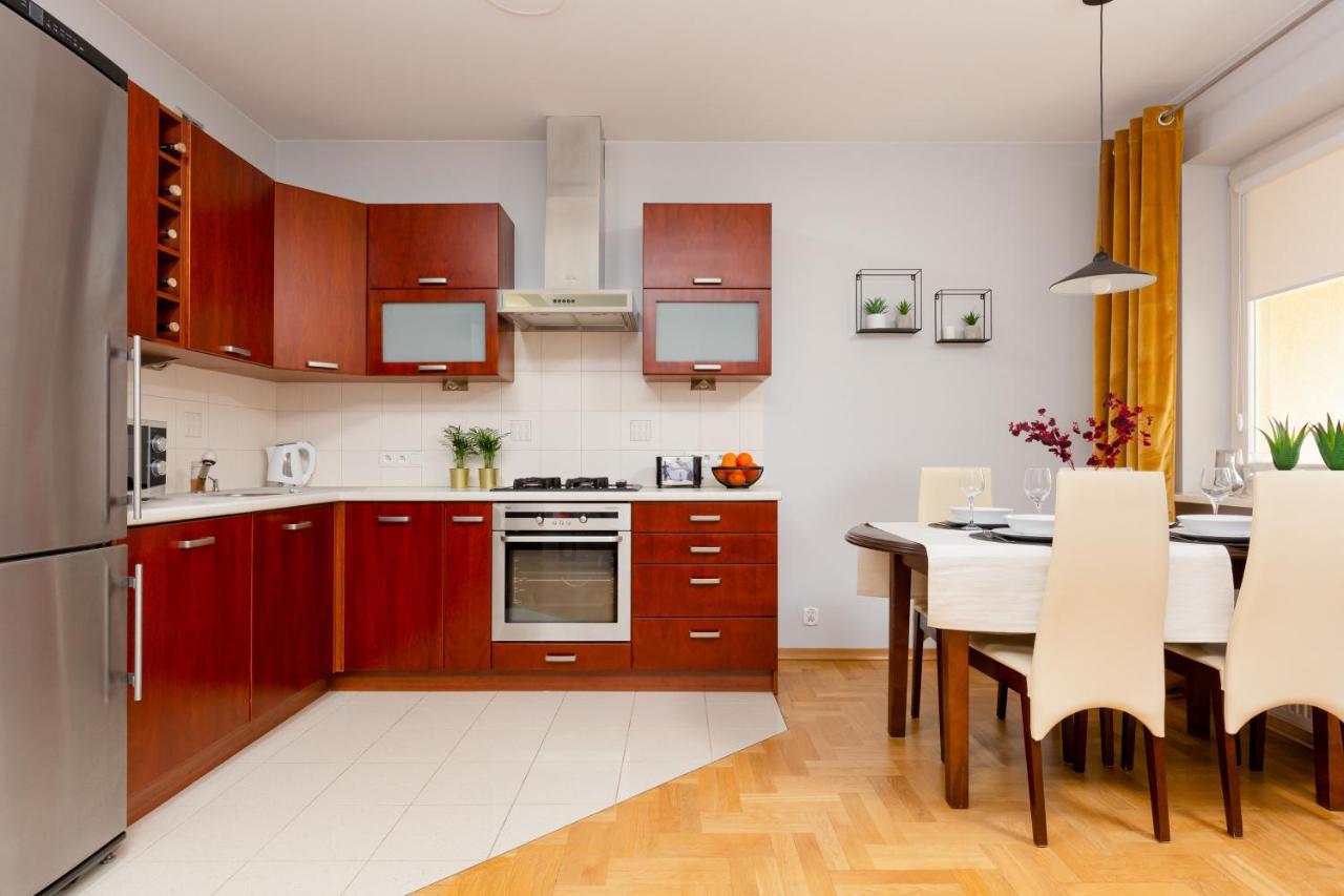 Mokotow Bluszczanska By Renters * Warsaw