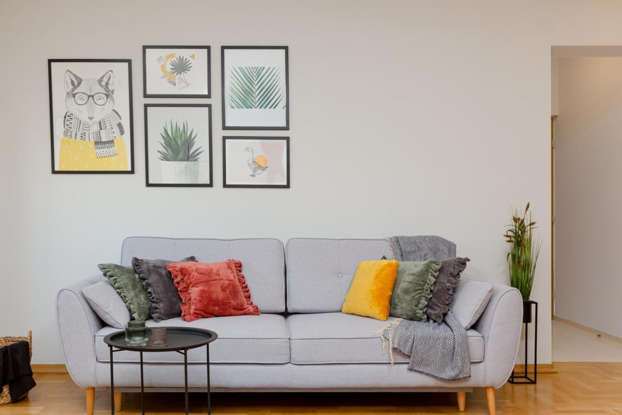 Mokotow Bluszczanska By Renters Warsaw